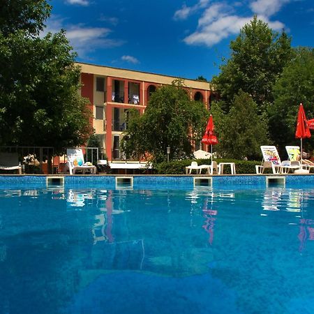 Rilena Hotel Китен Экстерьер фото