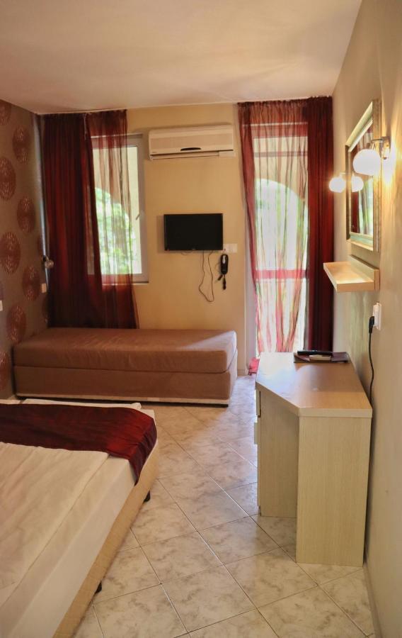 Rilena Hotel Китен Экстерьер фото